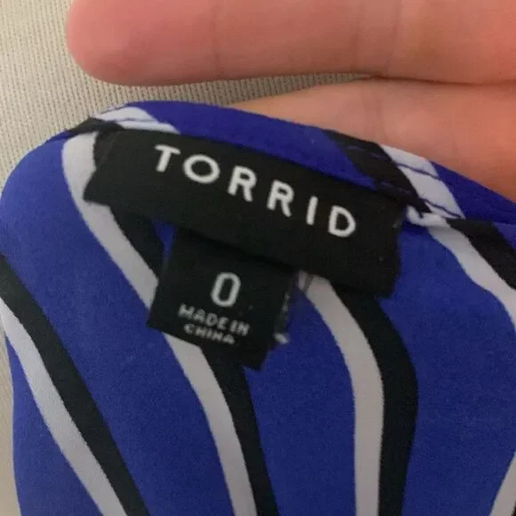3for$20 blouse torrid size 0 - Picture 3 of 3